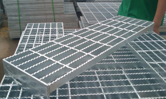 Steel Grating Walkway Floor For Stairs Hot Dip Galvanized 30*5mm