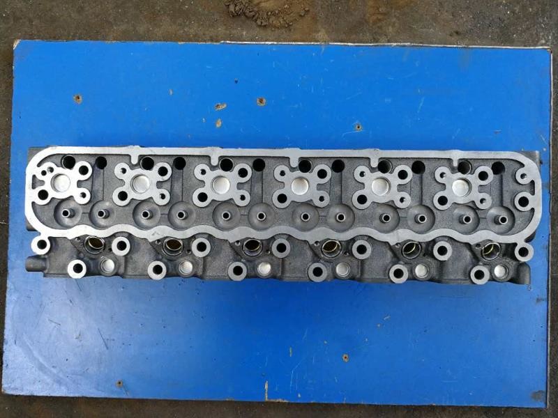 UD FE6 Dnissan Genuine Accessories Engine Parts Fe6 12 Valve Cylinder Head