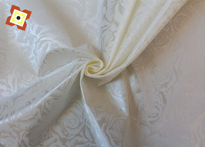 550cm Mattress Quilting Fabric Lifelike Breathable Refreshing Flowers Digital Print Eco - Friendly