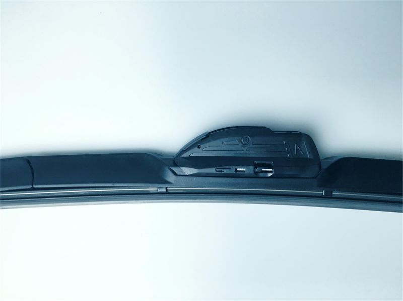 Hybrid Windscreen Wiper Blade