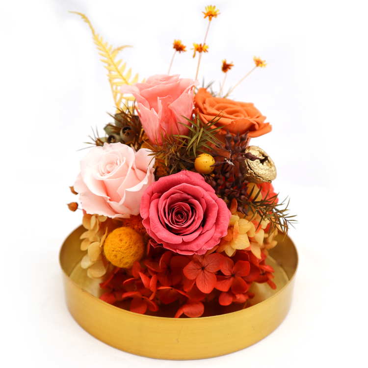 Decorative Preserved Rose Glass Dome Create A Splendid And Romantic Atmosphere