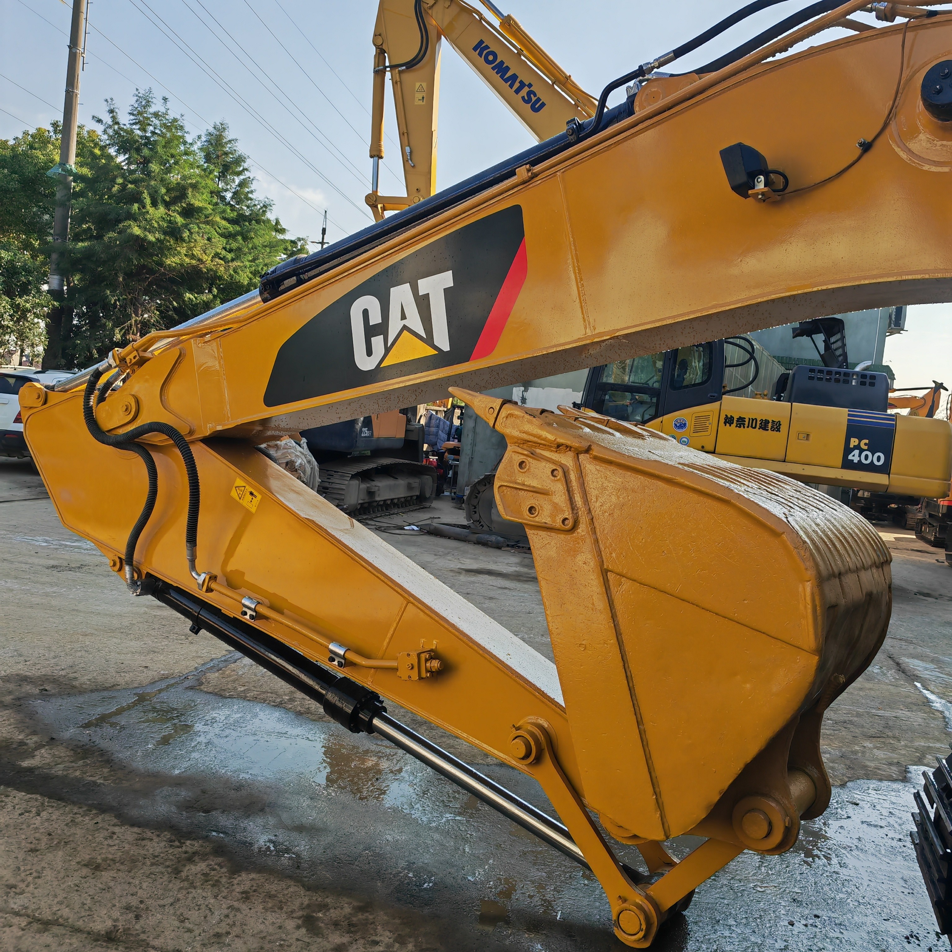 10.2 Rpm Swing Speed Used Cat Excavator With 300 L Fuel Capacity 31.1 KW Net Flywheel Power