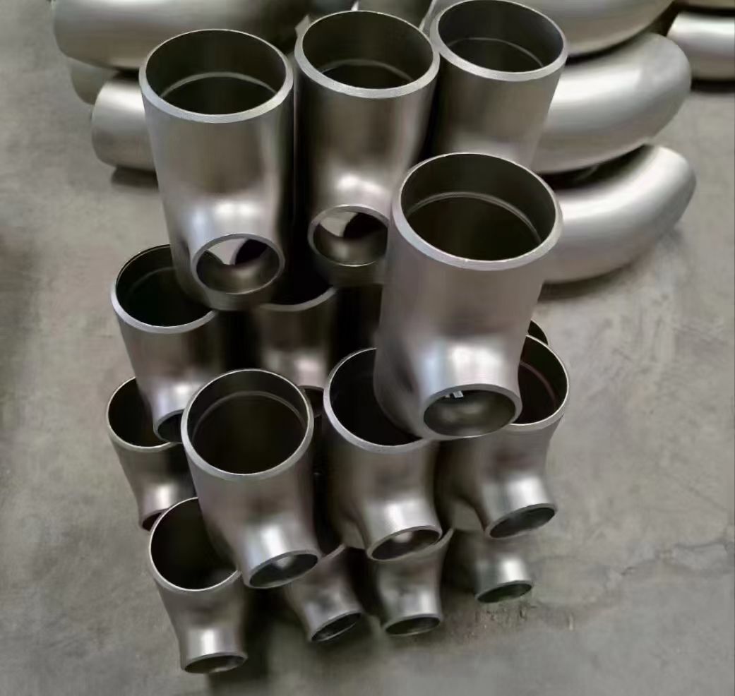 Welding Connection Alloy B-2 / UNS N10665 / W.Nr. 2.4617 Pipe Fittings DN15-1500 SCH10S-SCH80 Round TEE for Butt Welding