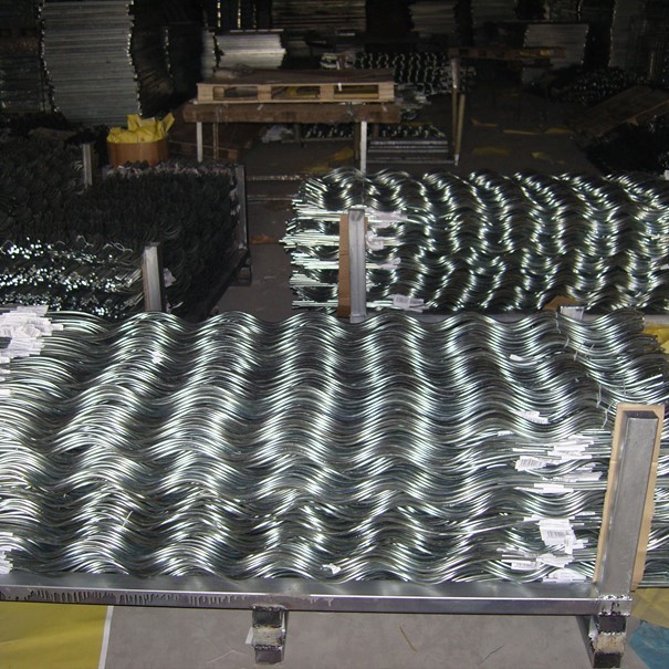 Steel Wire Mesh Fence Rolls High Tensile Galvanized Steel Wire Chain Link