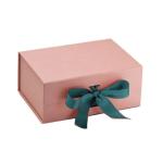 Small Luxury Rigid Cardboard Clothing Packaging Magnetic Folding For Wedding