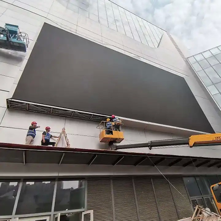 High Brightness IP65 10000Dots/㎡ RGB Outdoor LED Display Module
