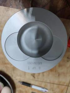 Wholesale 8dc11 piston Mitsubishi Fuso Engine Parts Me091050 Me091052 Me093943 from china suppliers