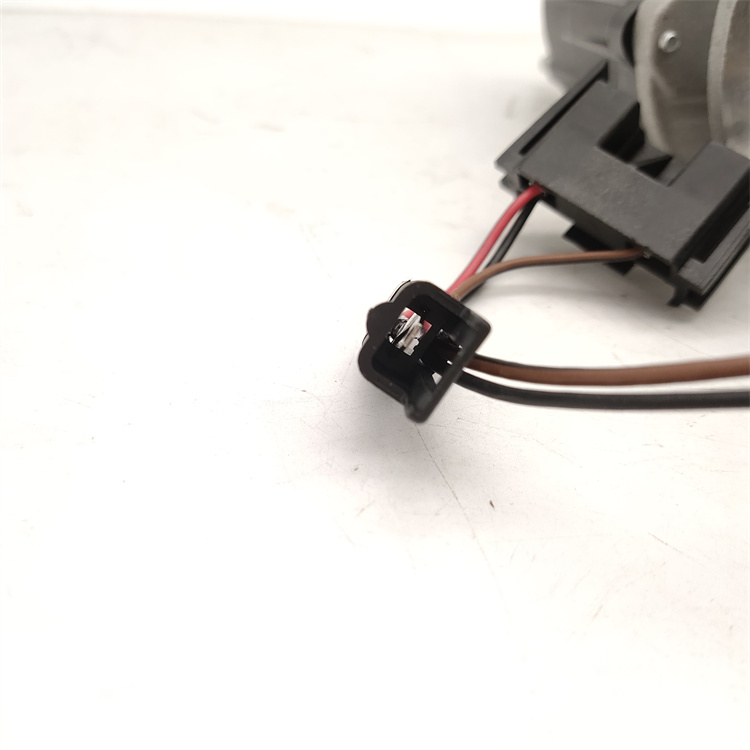 SQCS Ignition Distributor For OPEL 011036679F2 011036007K2 1211408 1211010 10457021
