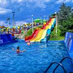 ODM Outdoor Large Water Amusement Park Summer Swimming Pool Fiberglass Rainbow