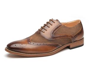 Wholesale Black / Brown Pointed Toe Men Brogue Shoes Oxford Lace Up Wedding Shoes from china suppliers