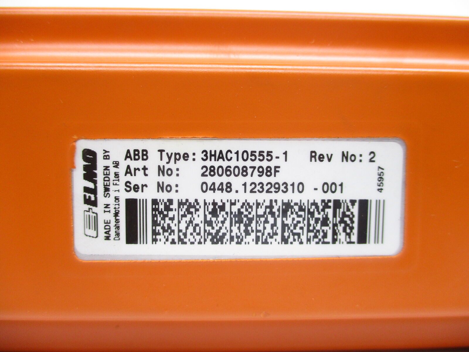 3HAC10555-1 SERVO MOTOR 4 AND 6 AXIS FLANGE MOUNT DUAL WIRE CONNECTION