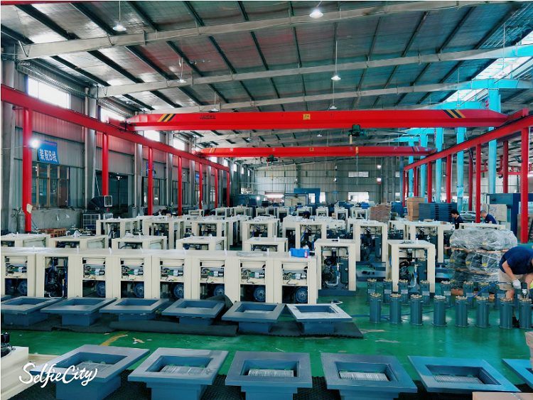 50Hz 30 Hp Screw Air Compressor , 3.6m3/Min 22kw Free Oil Compressor