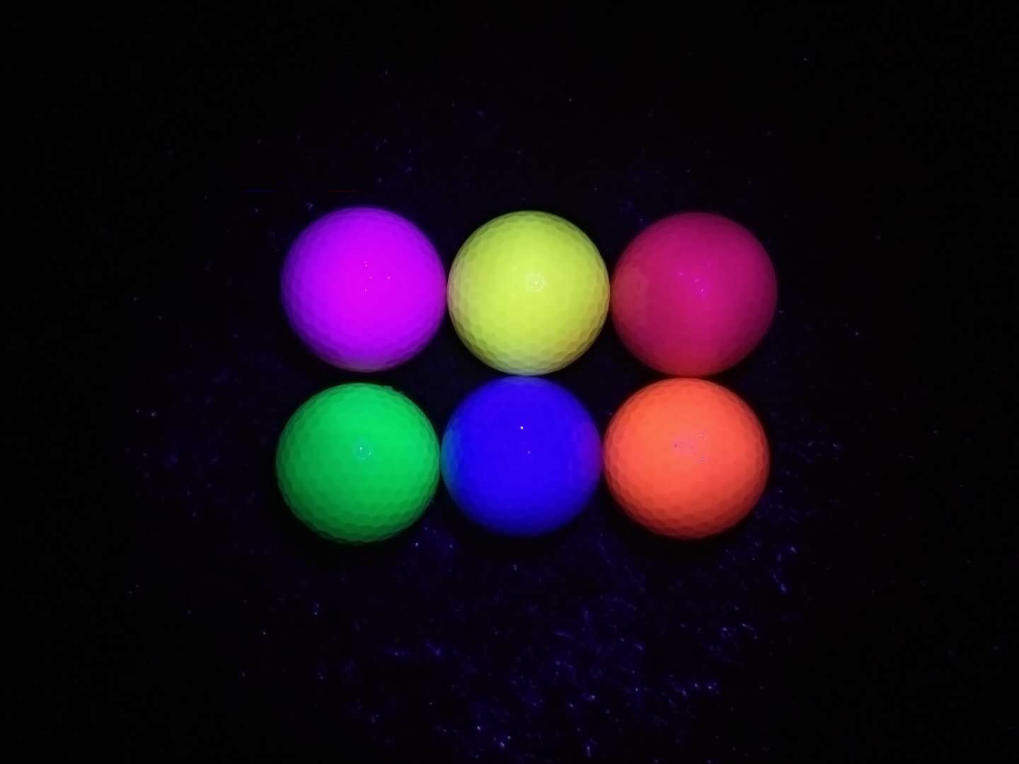 fluorescent golf ball golf balls fluorescent golf balls in black light (glow in uv )