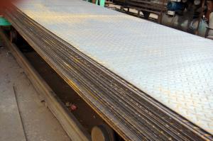 Wholesale SS400, Q235B, S235JR Hot Rolled Steel Coils / Checkered Steel Plate, 2000mm -12000mm Long from china suppliers