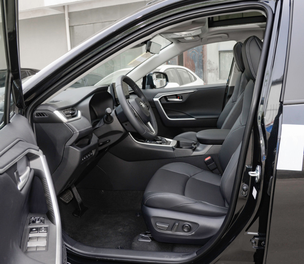 Toyota Wildlander 2022 dual engine 2.5L E-CVT 4WD 5 Door 5 Seats Compact SUV Specialized New/Used Cars Exporter
