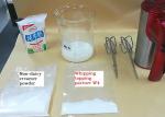 Polyglycerol Esters Of Fatty Acids 20kg Water Soluble Food Grade Emulsifier For