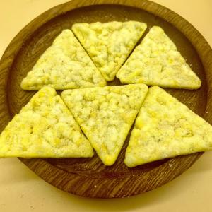 Wholesale Crispy Golden Triangle Corn Cracker Chips 0 Added Sucrose from china suppliers