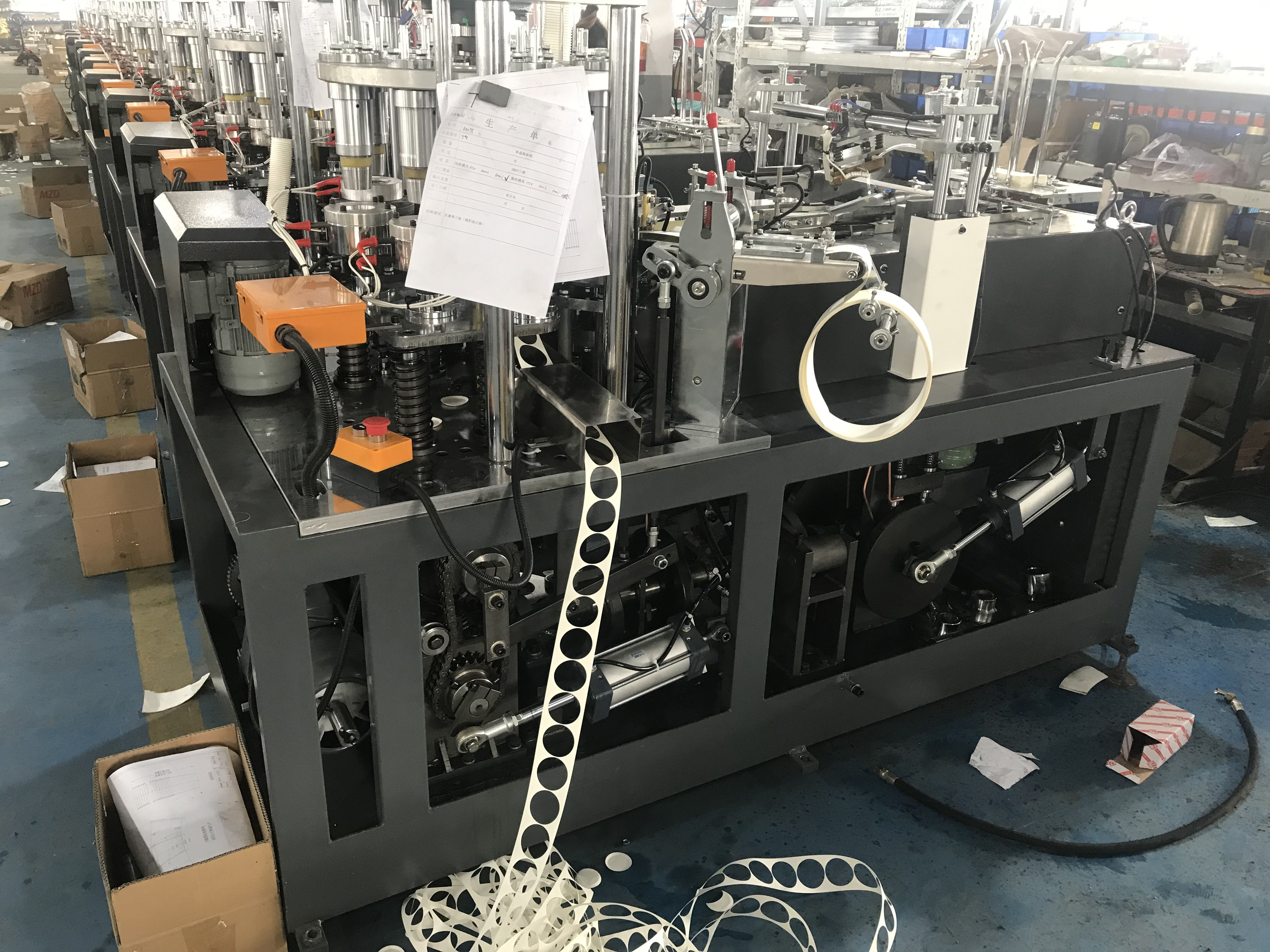 Fully Automatic Disposable Paper Cup Making Machine for Coffee And Tea Processing Type Paper Folding Machine 1700 kg