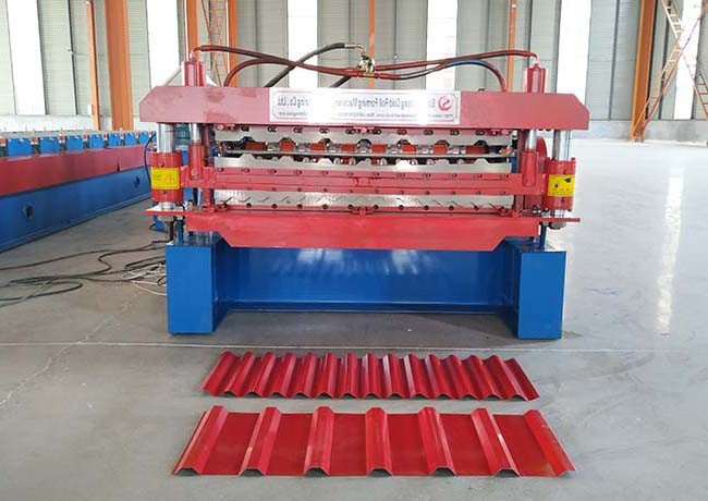 Weight 5.4T Glazed Tile Making Machine , Wall Sheet Roll Forming Machine ISO9001 Approved