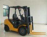 Japan Made Komatsu 3 Ton Diesel Forklift FD30 Used at Low Pric