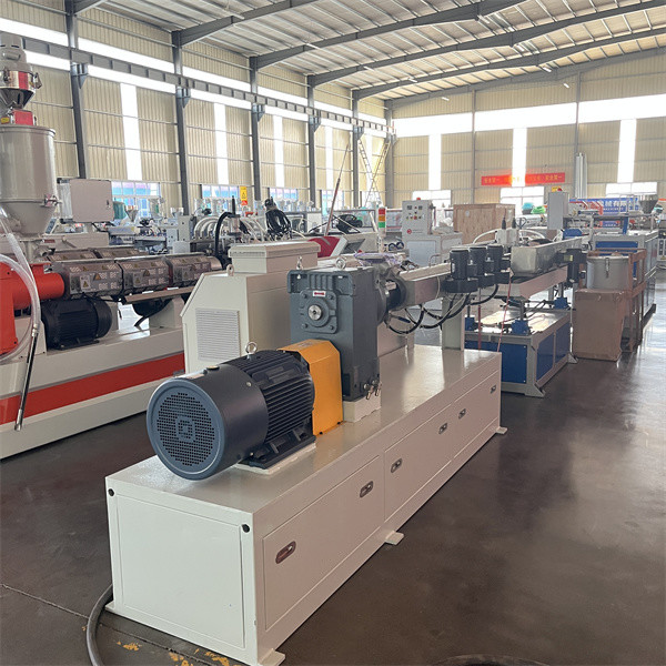 Single Wall Corrugated Pipe Extrusion Line 15m/Min-30m/min Plastic Pipe Making Machine