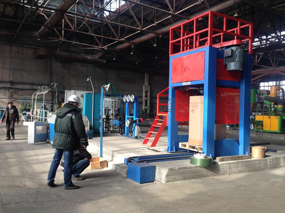 High Durability Wire Take Up Machine 22KW WF800 Coiler For Rod Breakdown Machine