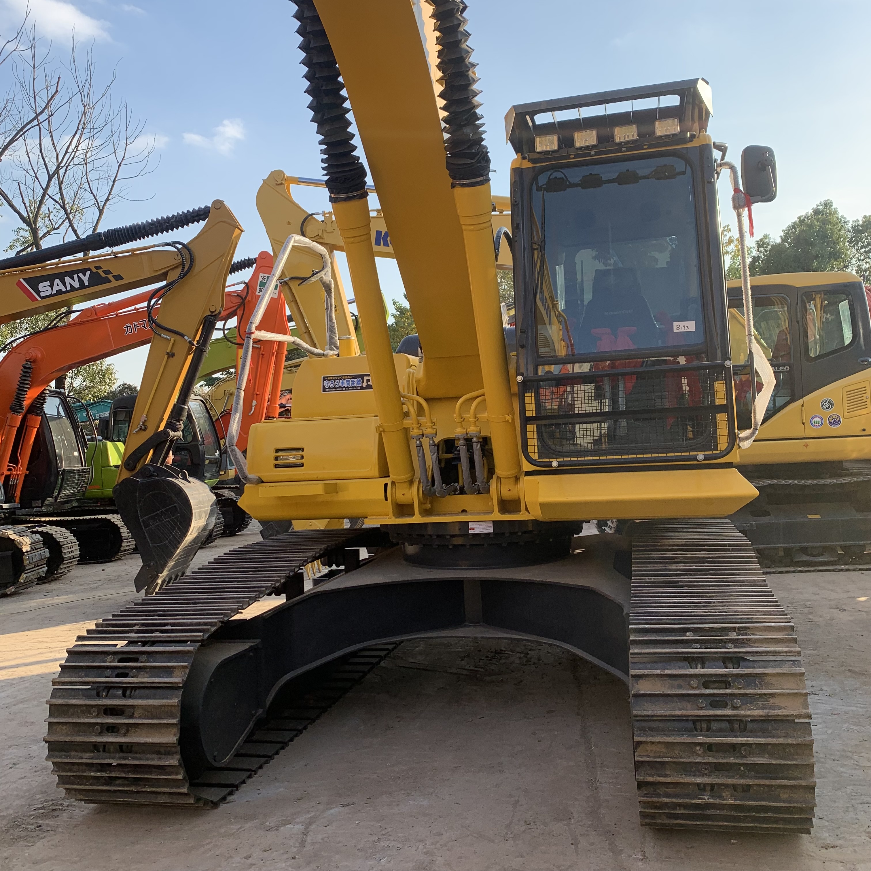 Second Hand 21 Ton Crawler Excavator Komatsu PC210lc PC200 with 0.8m3 Bucket Capacity