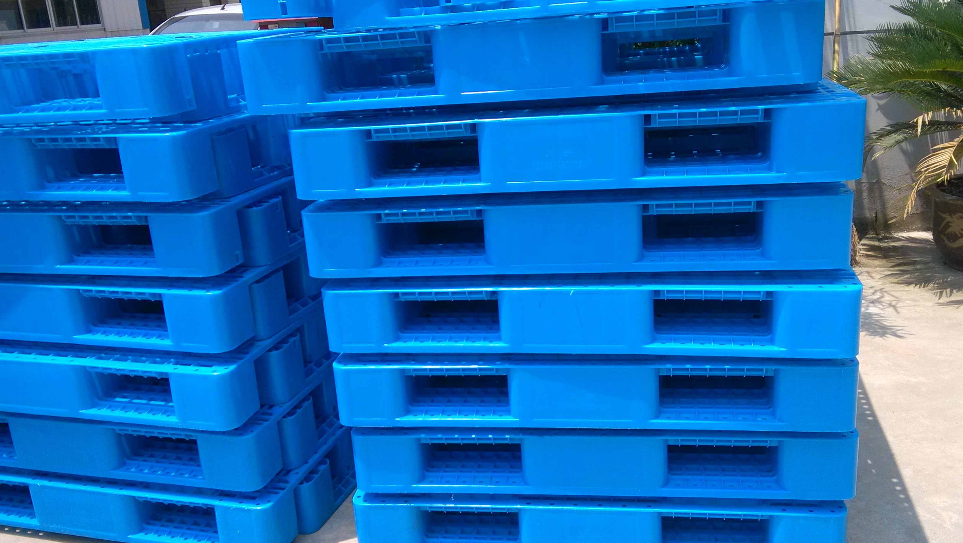 Double Deck Reversible Hdpe Plastic Pallets Stackable With 6 Reinforcement Bar