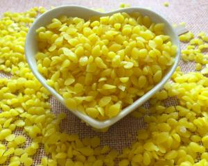 Wholesale Acid Value 18.8mg KOH/G Natural Golden Yellow Beeswax Pellets For Skin from china suppliers