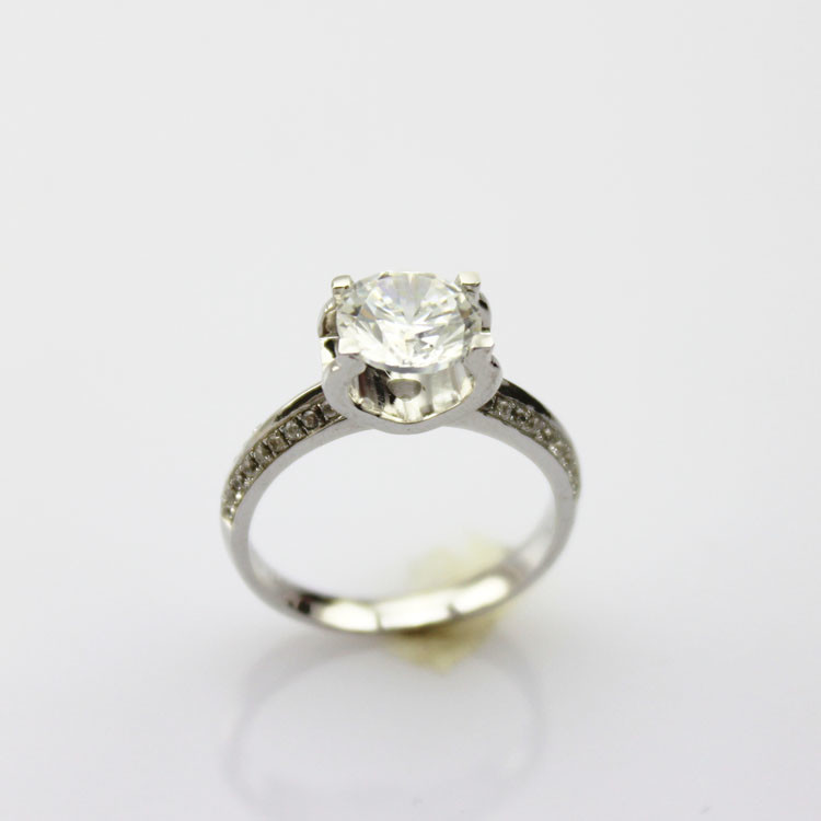 Sterlilng Silver Engagement Ring with 7mm Round Cubic Zirconia(F68)