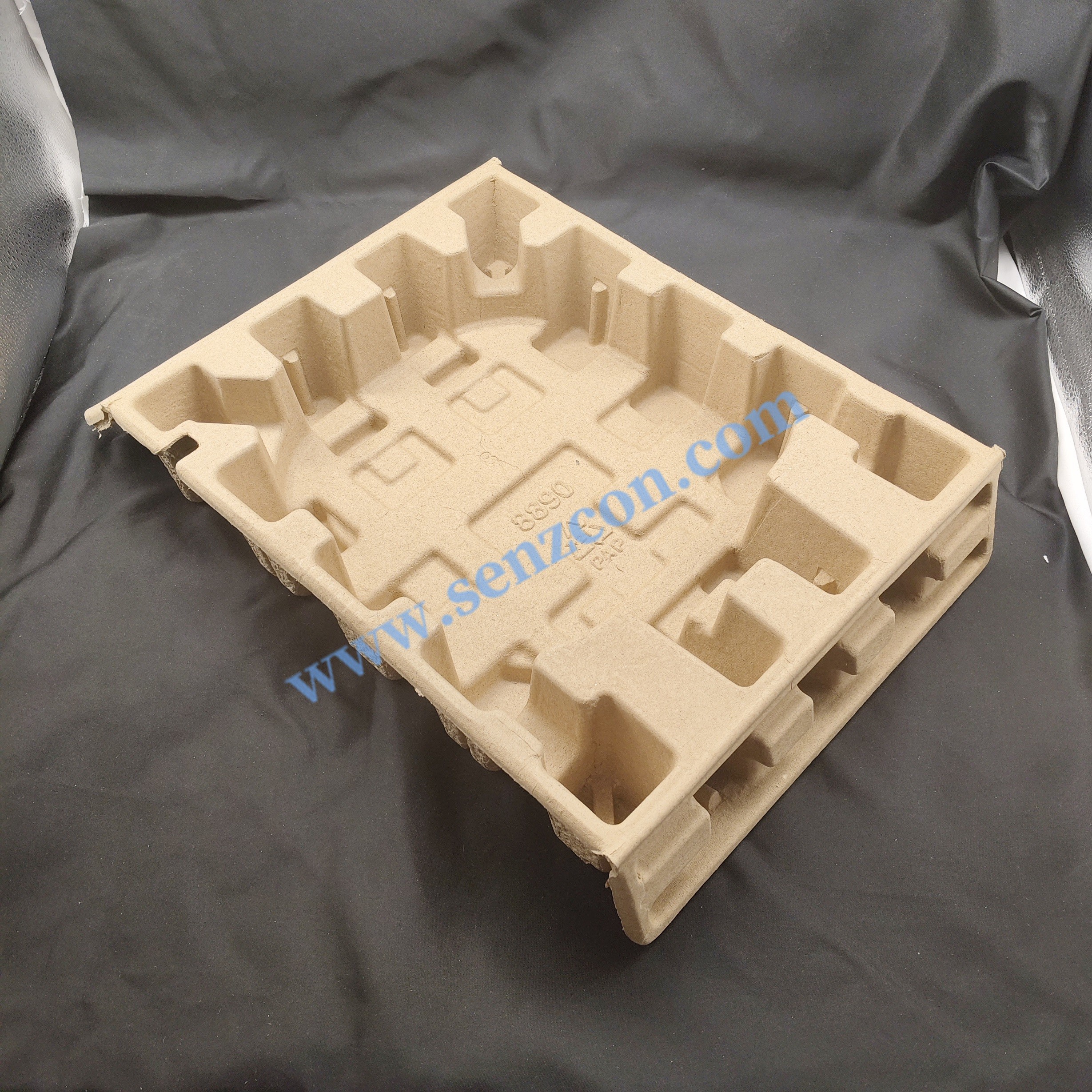 OEM environmentally friendly pulp molded dry-pressed inner lining packaging for air fryers is recyclable and biodegradable, and complies with the
