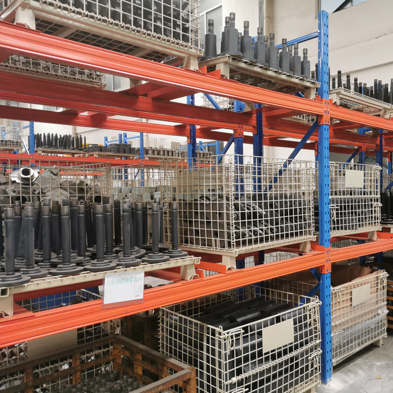 Customized Warehouse Heavy Duty Storage Racks Pallet Rack Weight Capacity 1000kg-2000kg