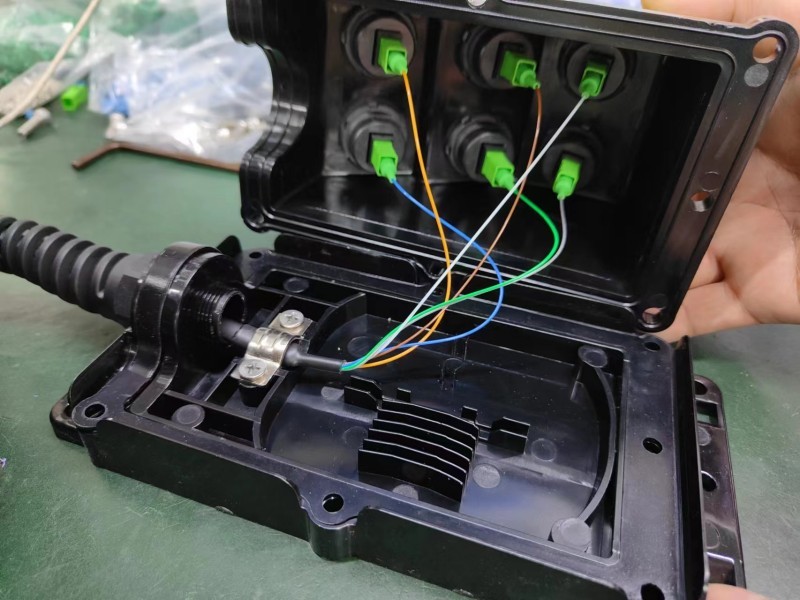 MST Outdoor Cable Enclosure Box SST 6 Fiber FTTH Terminal Box