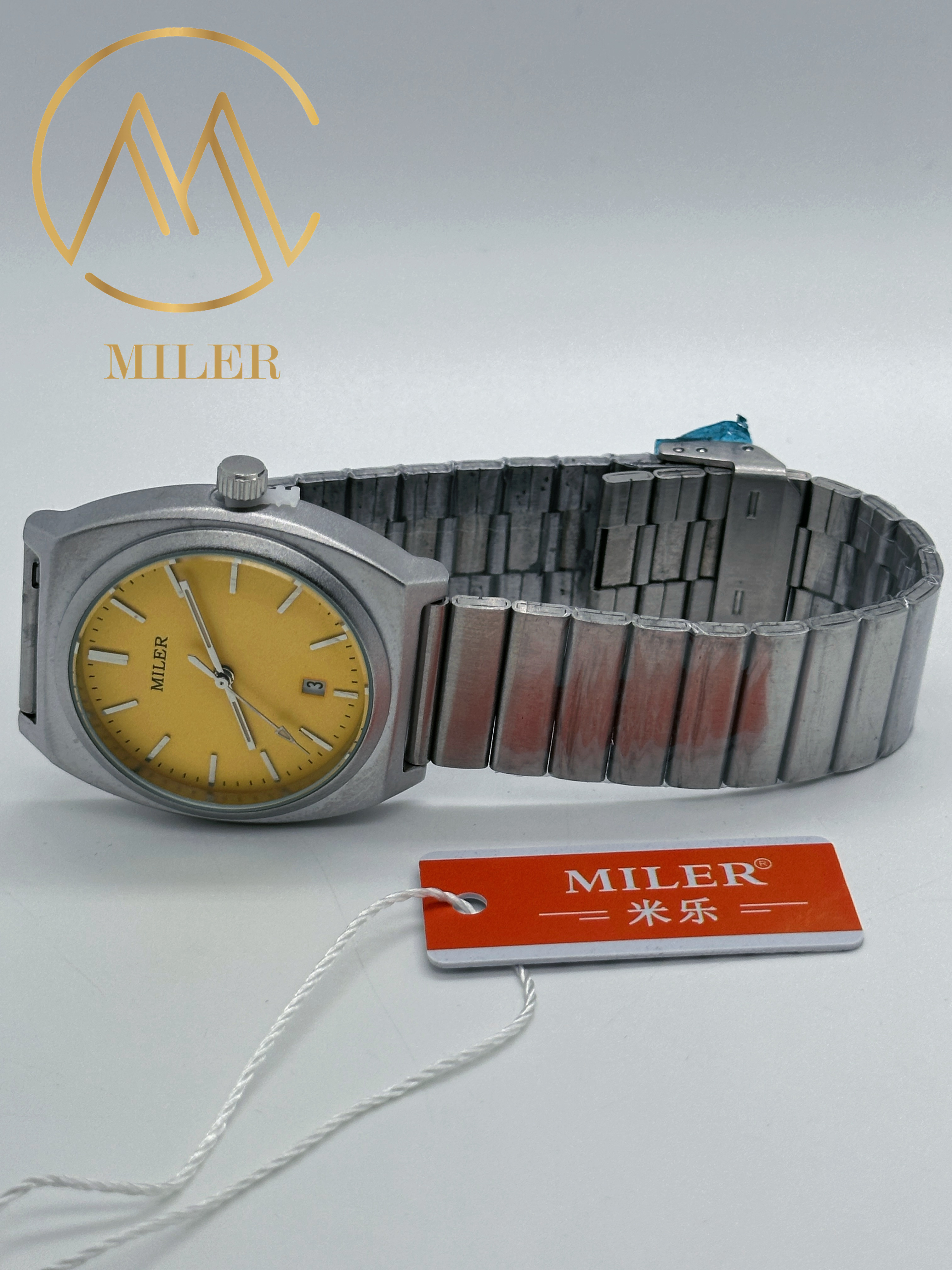 Customized Logo Digital Quartz Watch For Men With Water Resistant Display And Personalized Logo For Employee Awards