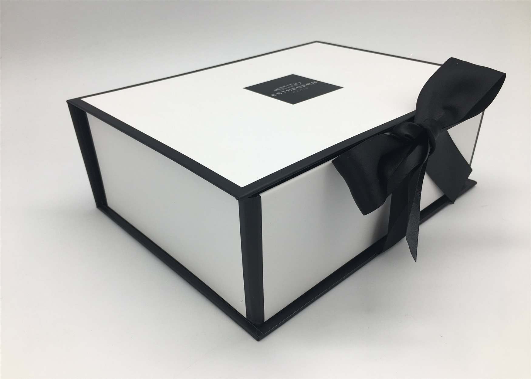 Recyclable Book Shape Jewelry Box / Folding Packaging Box With Ribbon Closure