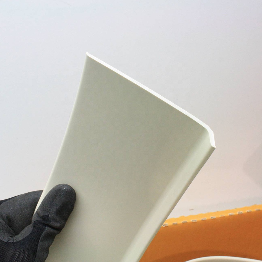 Peel-Stick Baseboard Molding Flexible Vinyl for Hassle-Free Wall Base Installation