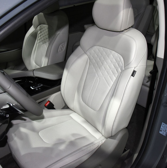 Hyundai Custo 2021 380TGDi Flagship TOP Premium Mid Large MPV 2.0T 236HP L4
