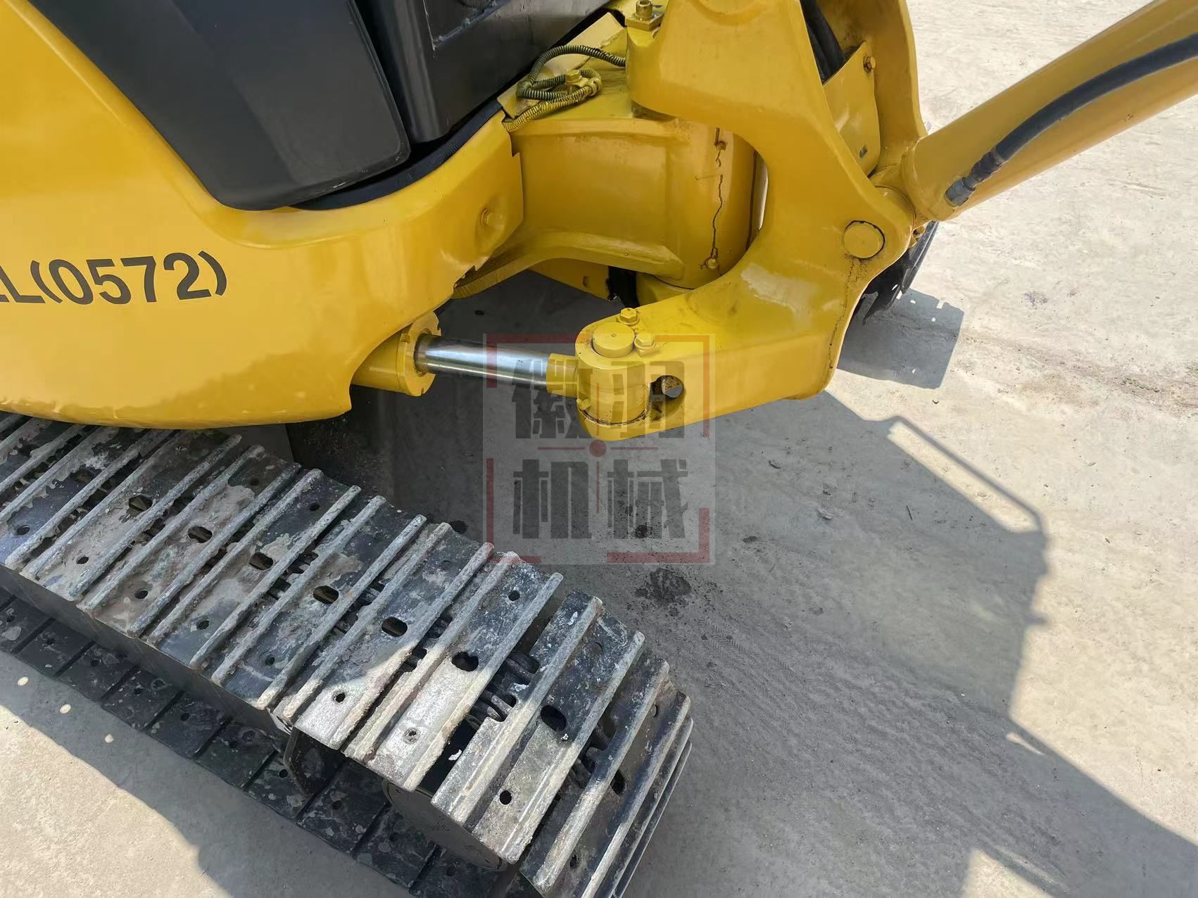 Used mini excavator Komatsu PC35 with cab small digger used machinery mini excavator used second hand digger for sale