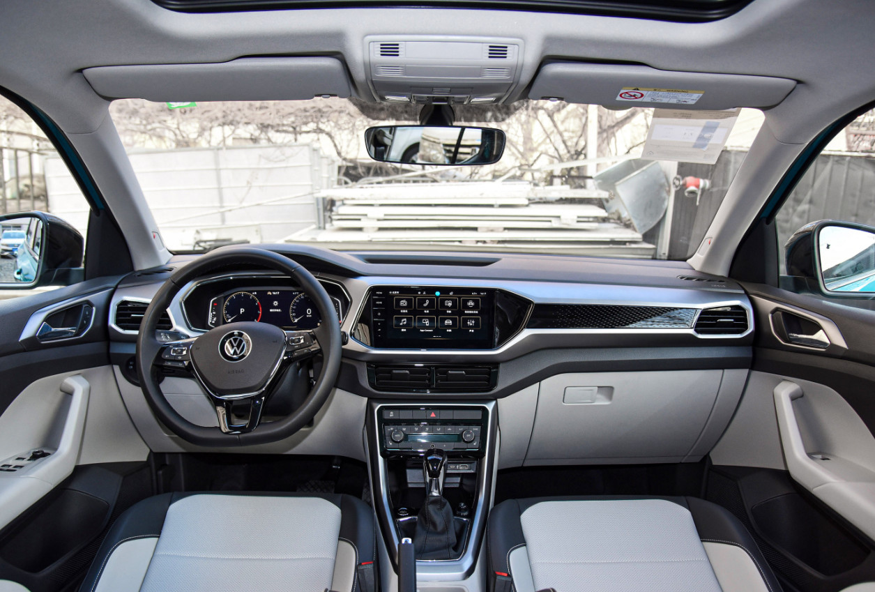 Volkswagen T-Cross 2023 1.5L Small SUV 5 Door 5 Seats