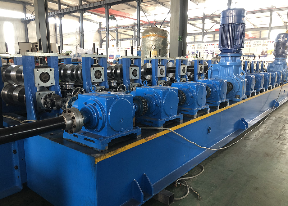 Two beam guardrail rolling forming machine gearbox transmission
