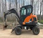 Pre Owned Doosan Wheel Excavator DX60W Total Transport Width 2000mm