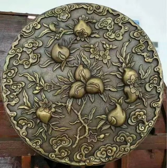 Casting Bronze Relief Sculpture Classic Style 1.8m Diameter Decorative Peaches