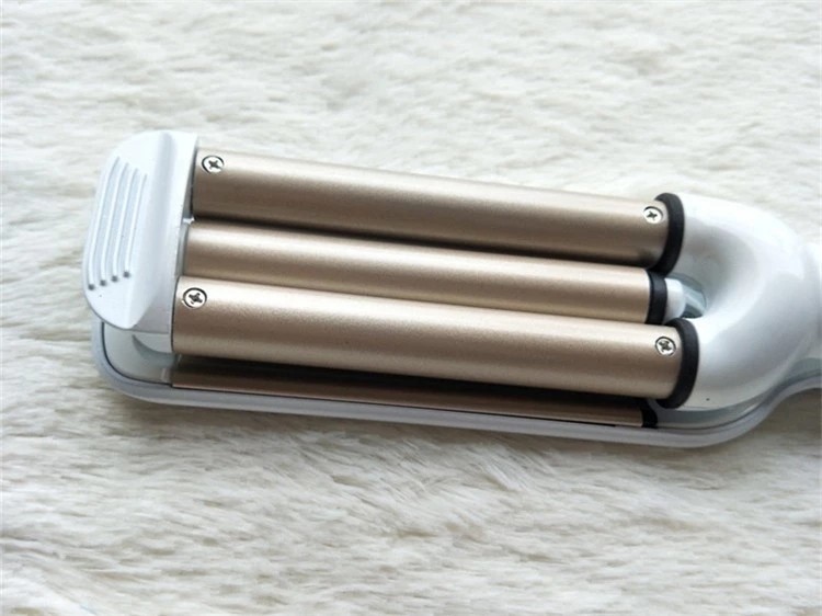 Plug LCD Ceramic Hair Curling Wand Europe Style With 3 Heating Tubes