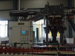 injectin mechine for composite insulator