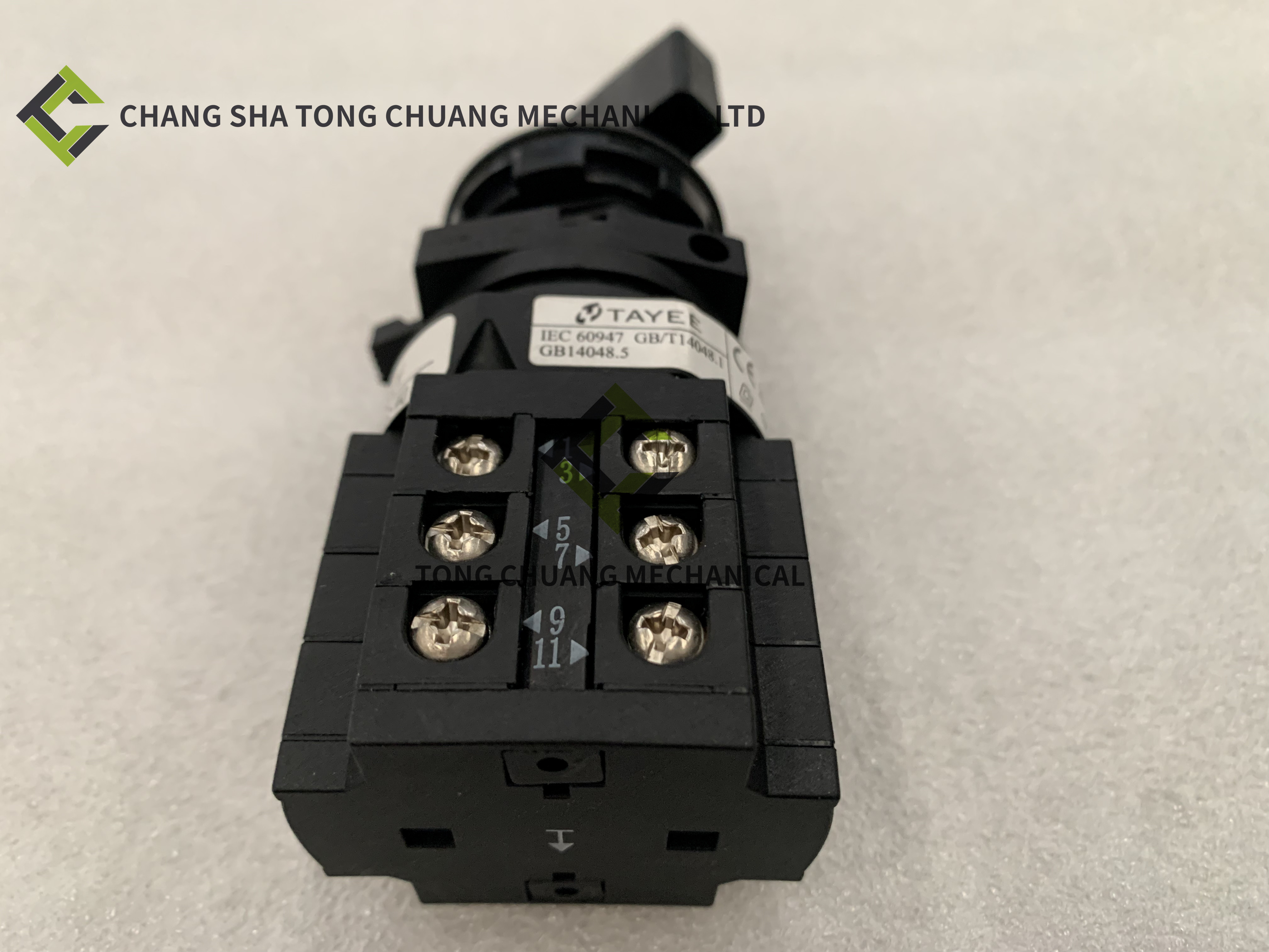 Zoomlion concrete pump truck spare parts Operation mode selector switch 50044082 IEC60947GB