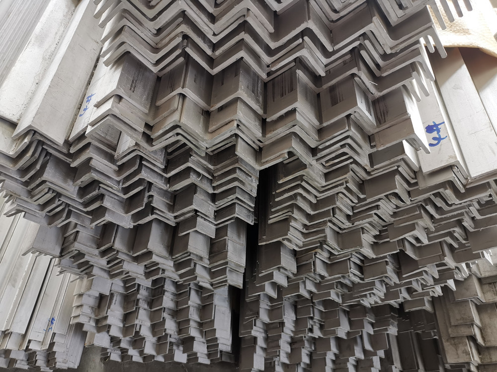 Sus304 Stainless Steel Angle Bar 30*30*3 To 200*200*12mm 6M Length