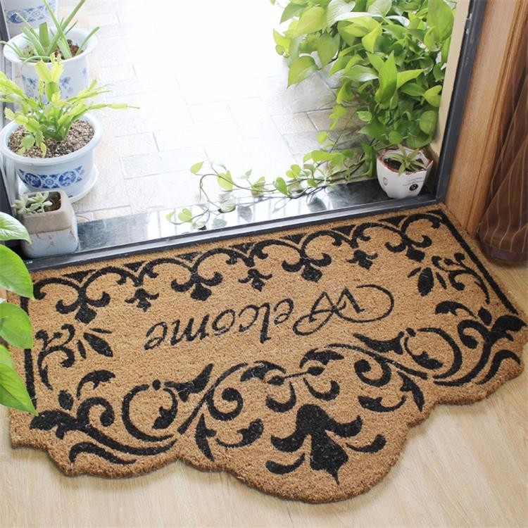 Natural Coir Doormat Machine Tufted Irregular Shape Oriental Design
