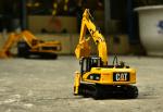 Cat320dl Excavator Model 1/50 Scale | Caterpillar Alloy Collectible Replica