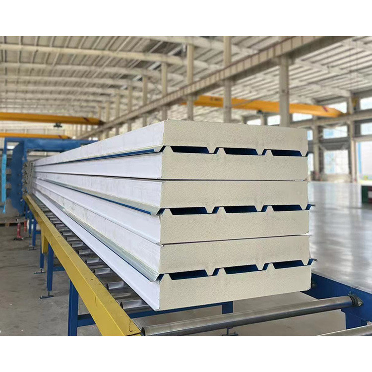 Fireproof Insulated Sandwich PU Roof Panel With B1 Grade And 0.4-0.8mm Steel Thicknes
