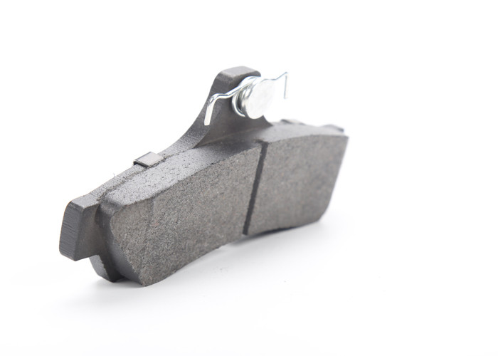 Low Metallic Brake Pads Adopt Link Testing Emark Quality System